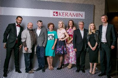 Вручение специального приза от Ойкос на конкурсе «Дом в стиле «Keramin»